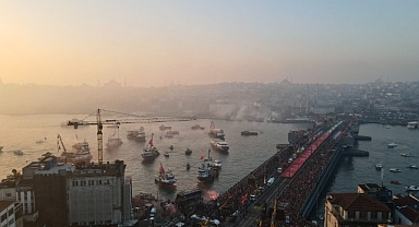 Yüz Binler Galata Köprüsü'nde Filistin İçin Buluştu: 