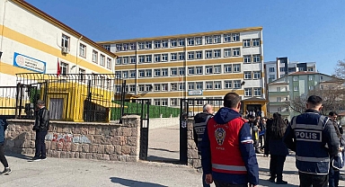 Çocuk ve Gençlerin Güvenliği İçin Kapsamlı Operasyon: 1 Aranan Şahıs Yakalandı, Silah ve Fişek Ele Geçirildi