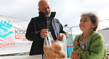 Depremzedeler, Kocasinan Belediyesi’ne Teşekkür Etti: 