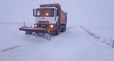 Kayseri Büyükşehir Belediyesi’nden Karla Mücadelede Yoğun Mesai