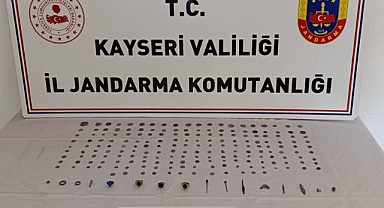 Kayseri’de Tarihi Eser Operasyonu: 208 Parça Ele Geçirildi