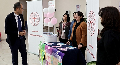 Kayseri İl Sağlık Müdürü Dr. Erşan, Dünya Kanser Günü’nde Farkındalık Standını Ziyaret Etti