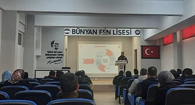 Kayseri Jandarmasından Madde Bağımlılığıyla Mücadele Eğitimi