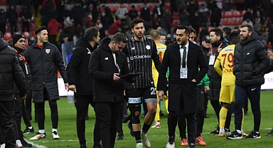 Kayserispor - Konyaspor maçı sonunda Konyaspor cephesi isyanda