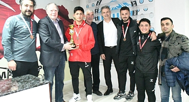 Talas Belediyespor Başarıdan Başarıya Koşuyor