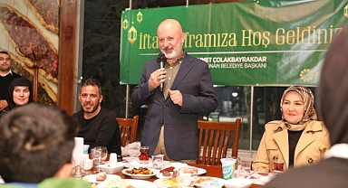 Başkan Çolakbayrakdar, Ramazan İftarını Yetim Çocuklarla Yaptı