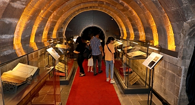 Talas’ta Tıpkıbasım Kur’an Sergisi’ne Ramazan Bereketi