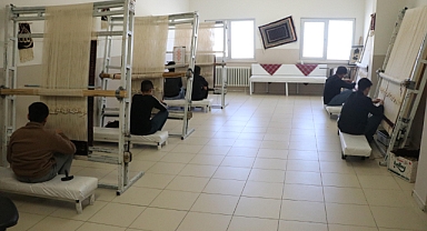 Unutulmaya yüz tutan ‘Bünyan halısı’ ceza infaz kurumlarındaki kurslarla yaşatılıyor