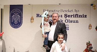 Yetim ve Öksüz Çocuklar Başkan Palancıoğlu ile İftarda Buluştu