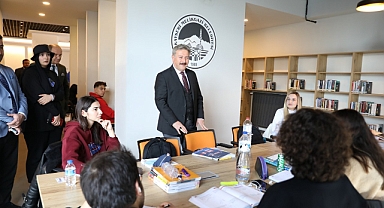 Melikgazi Belediyesi Gençlere Yönelik Hizmetleriyle Örnek Oluyor