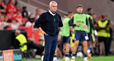 Jose Mourinho Fenerbahçe’den Tarihi Tazminatla Ayrıldı: 15 Milyon Euro Kasasında!