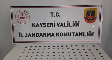 Kayseri’de Tarihi Eser Operasyonu: 83 Parça Ele Geçirildi