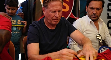 Kayserispor’da Gisdol ve Yeni Transferler Taraftarla Buluştu