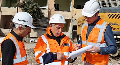 Başkan Yalçın’dan Harman Mahallesi Kentsel Dönüşüm Brifingi