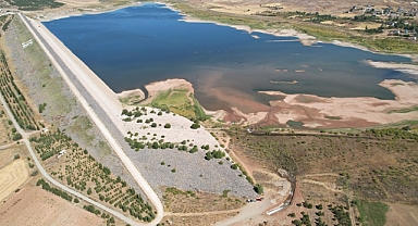 Büyükkılıç’tan Sarıoğlan’a Baraj Takviye Hattı Müjdesi: “Şehrimize ve Üreticilerimize Hayırlı Olsun”