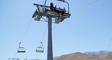 Erciyes’te Yeni Sezon Öncesi Teleferik ve Telesiyejler Bakımdan Geçiyor
