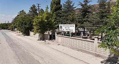 Kayseri Büyükşehir Belediyesi Kırsalda 9 Bin Metre Duvar İnşa Ediyor