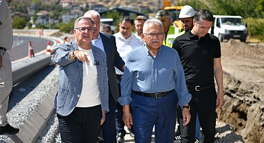 Kayseri Caddesi’nde Altyapı ve Üstyapı Çalışmaları Hızla Sürüyor