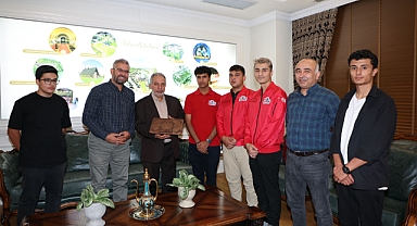 TEKNOFEST BAŞARISI İÇİN BAŞKAN YALÇIN’A ZİYARET