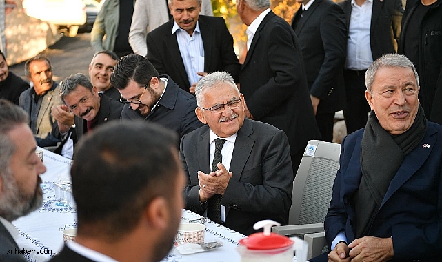 Kayseri’de 15 Mahalleye 213 Milyon TL’lik Yol Yatırımı: Büyükkılıç, Akar ve Çiçek Sahada