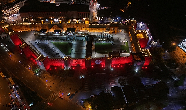 Kayseri Kalesi LED Aydınlatma ile Geceye Işık Saçıyor