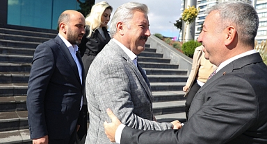 Melikgazi Belediyesi’nde Teşkilat Buluşması: Ekrem Görçeker ve Meclis Üyeleri Ağırladı.