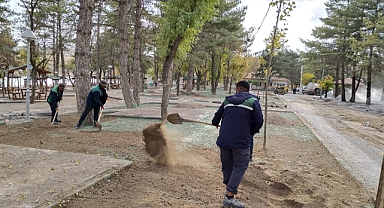 Sarımsaklı Barajı Mesire Alanı Yenileniyor: Kayseri’nin Doğa Cenneti Modern Yüzüne Kavuşuyor