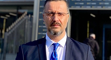 Serdar Gökhan Çiçek, Demokrat Parti'den İstifa Etti