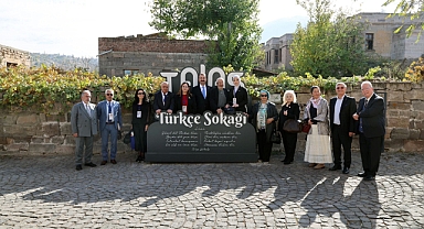 14 Ülkeden 54 Yazar ve Şair Talas’ta Türkçe’nin İzini Sürdü