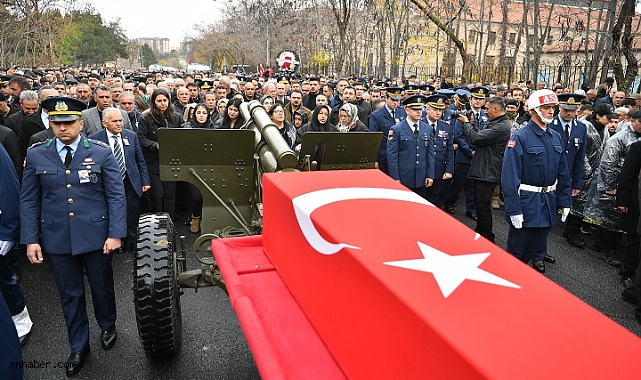Başkan Büyükkılıç, Şehit Binbaşı Nihat İlgen’i Gözyaşlarıyla Uğurladı