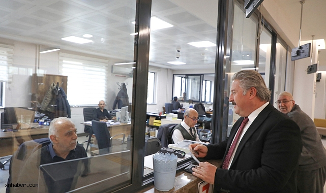 Başkan Palancıoğlu Emlak Vergisi Ödemesini Veznede Yaptı, Vatandaşlara 