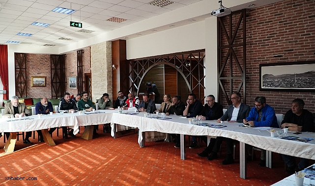 Erciyes’te Yeni Sezon Mesaisi: Esnafla İstişare Toplantısı Yapıldı