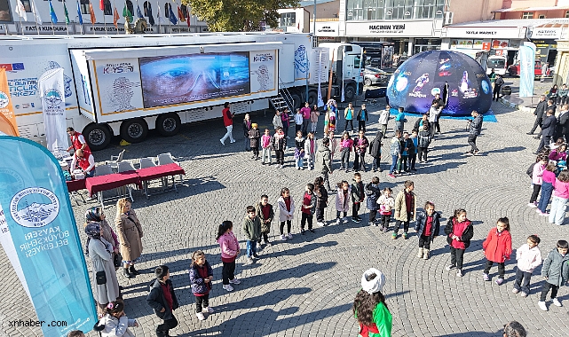 İncesu'da Bilim Heyecanı: Mobil Dijital Gençlik Merkezi İlk Durağını Gerçekleştirdi