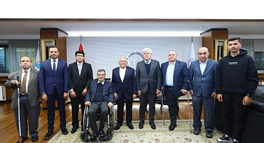 Kayseri’de Başkan Büyükkılıç’a Ziyaretçi Akını: Şehirde Birlik ve İstişare Rüzgarı