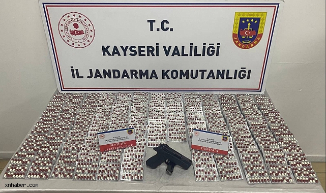 Kayseri'de Narkotik Operasyonu: Binlerce Sentetik Ecza ve Silah Ele Geçirildi