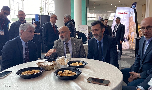 Kayseri Erciyes, Travel Expo Ankara'da Göz Kamaştırdı: Vekil ve Bakan Yardımcısı Standı Ziyaret Etti