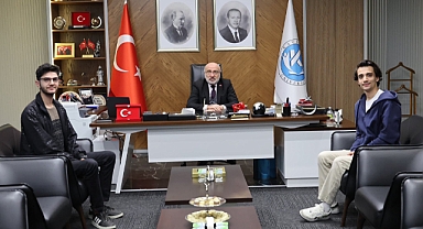 Kayseri Üniversitesi Öğrencilerinden Yenilikçi Hava Durumu Projesi: GSM’siz Telsiz Uyarı Sistemi