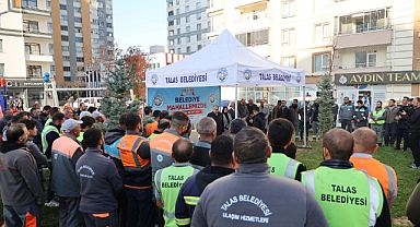 Talas Belediyesi'nden Mevlana Mahallesi'nde Büyük Dönüşüm! 250 Personel ve 55 İş Makinesiyle Seferberlik
