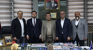 AK Parti Temsilcileri ve İş İnsanları Bünyan Belediyesi’ni Ziyaret Etti