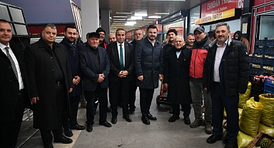 Başkan Büyükkılıç'tan Hal Kompleksi'nde Sabah Mesaisi