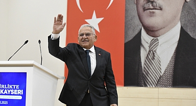 Başkan Büyükkılıç’tan Teşkilata Kapsamlı Sunum: Kayseri Yatırımda Zirvede