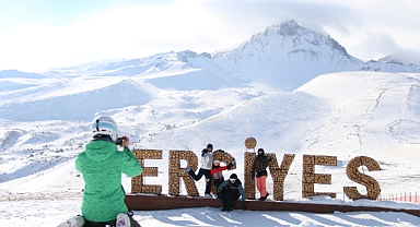 Erciyes’te Geri Sayım Bitti: Kayak Sezonu 18 Aralık’ta Açılıyor