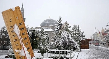 Erzurum Karaçoban’da Termometreler Eksi 30,3 Dereceyi Gösterdi