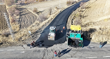 Höbek Mahallesi’ne 8 Bin 600 Ton Sıcak Asfalt: Yol Konforu Artıyor