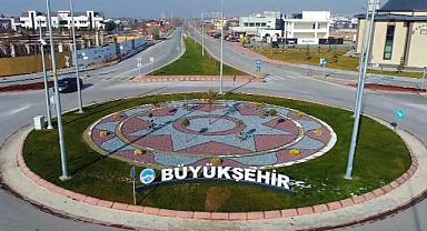 Kayseri Büyükşehir’den Kavşak Peyzajı ile Kent Vitrinine Estetik Dokunuş
