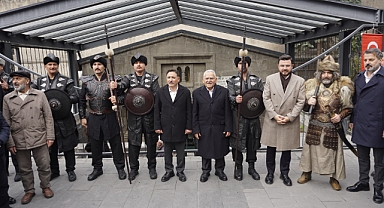 Kayseri’de Melik Muhammed Gazi, Vefatının 882’nci Yılında Türbesi Başında Anıldı