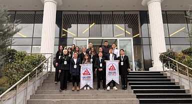 Kayseri Erciyes Koleji Ortaokulu Öğrencilerinden Uluslararası MUN Başarısı