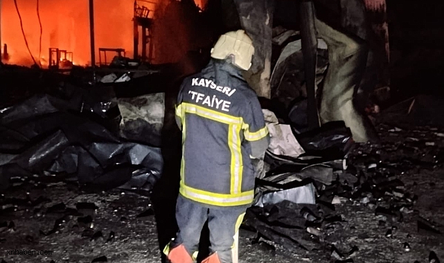 Kayseri İtfaiyesi Kırıkkale’deki Kimya Fabrikası Yangınında Görev Başında