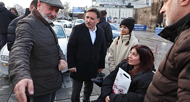 Kayseri Kocasinan’da Karla Mücadele Çalışmaları 24 Saat Sürüyor