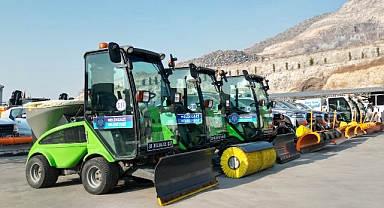 Melikgazi’de Kış Seferberliği: 120 Araç, 387 Personel 24 Saat Sahada